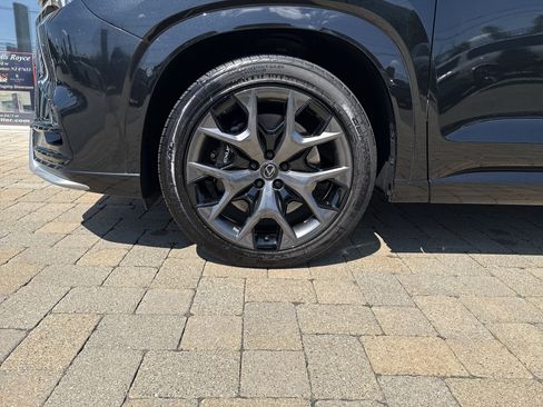 Used 2025 Lexus TX 500h AWD w/ Technology Package image 6