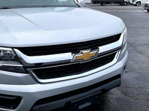 Used 2017 Chevrolet Colorado W/T w/ WT Convenience Package image 3