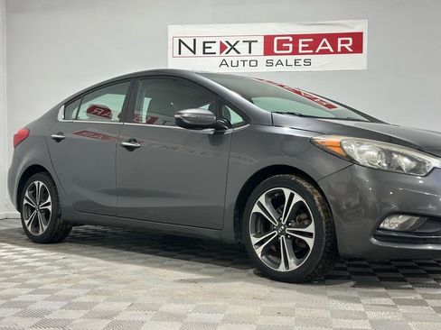Used 2014 Kia Forte EX w/ Premium Package image 2