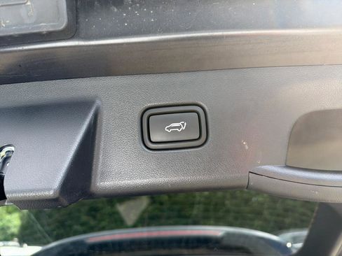 Used 2023 Hyundai Tucson Limited AWD/4WD image 12
