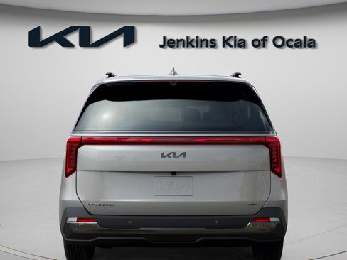 New 2026 Kia Carnival SX Prestige FWD image 4