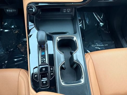 Certified 2023 Lexus NX 250 AWD image 16