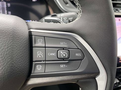 New 2025 Jeep Grand Cherokee Limited image 14