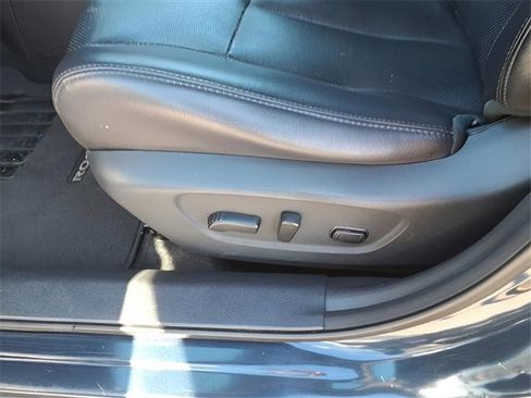 Used 2015 Nissan Rogue SL w/ SL Premium Package image 8