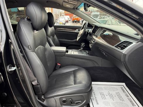 Used 2016 Hyundai Genesis 3.8 image 11