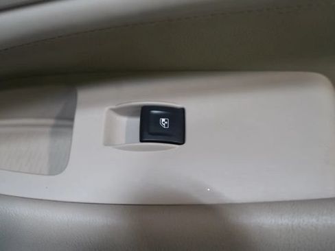 Used 2015 Cadillac Escalade Premium AWD/4WD image 60
