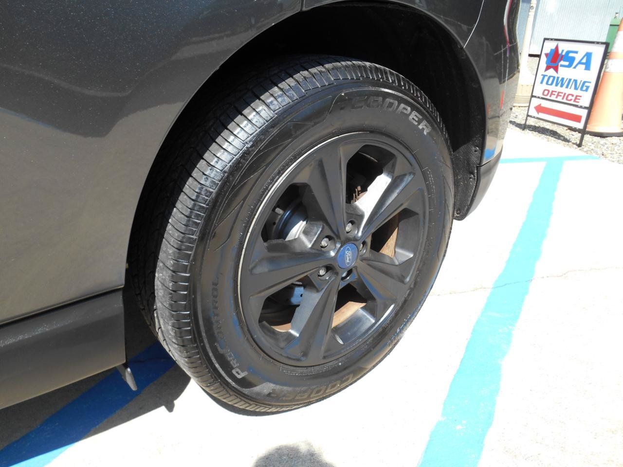 Used 2019 Ford Edge SE AWD/4WD image 11