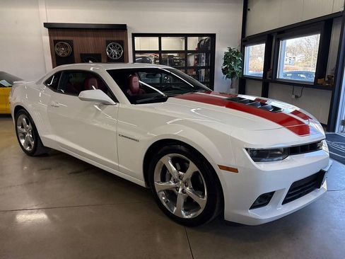 Used 2015 Chevrolet Camaro SS w/ RS Package image 19