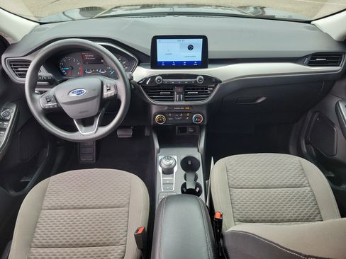 Used 2022 Ford Escape SE FWD image 9
