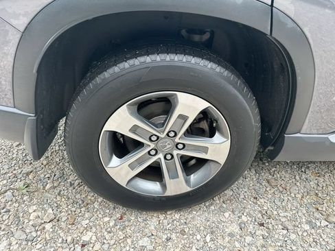 Used 2023 Honda Pilot EX-L image 45