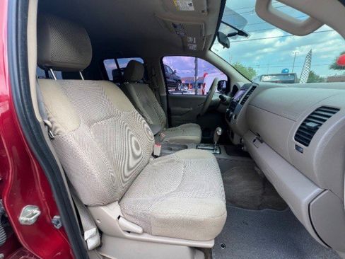 Used 2017 Nissan Frontier SV image 20