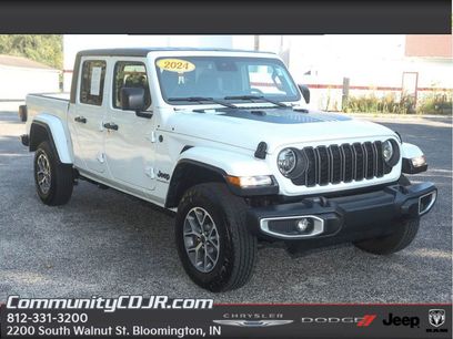 Used 2024 Jeep Gladiator Sport