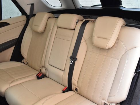 Used 2018 Mercedes-Benz GLE 350 image 19