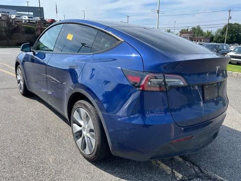 Used 2021 Tesla Model Y Long Range AWD/4WD image 6