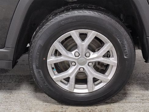 Used 2021 Jeep Grand Cherokee L Limited image 14