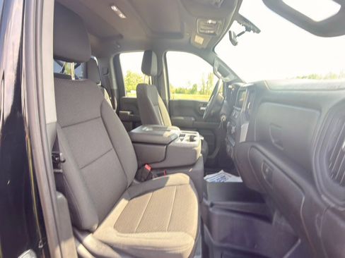 Used 2021 Chevrolet Silverado 2500 W/T w/ WT Fleet Convenience Package AWD/4WD image 18