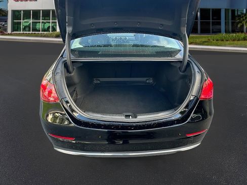 Used 2022 Mercedes-Benz C 300 4MATIC Sedan image 29