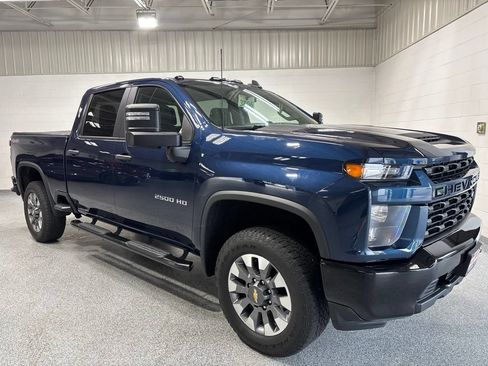 Used 2022 Chevrolet Silverado 2500 Custom w/ Custom Convenience Package AWD/4WD image 1