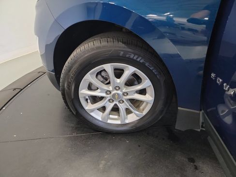 Used 2019 Chevrolet Equinox LT w/ Driver Convenience Package FWD image 29