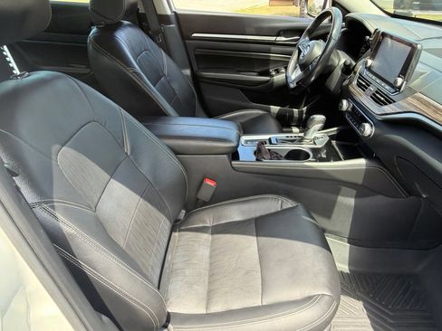 Used 2021 Nissan Altima 2.5 SL FWD image 15
