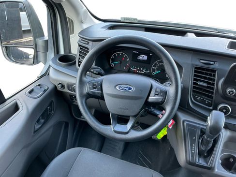 Used 2023 Ford Transit 250 Medium Roof image 10