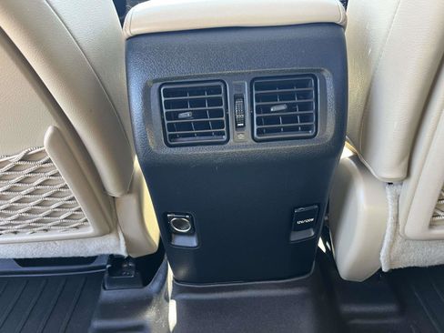 Used 2019 Toyota 4Runner Limited AWD/4WD image 8