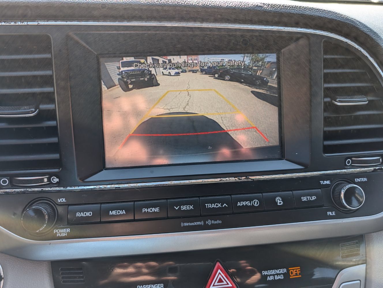 Used 2017 Hyundai Elantra Limited FWD image 23