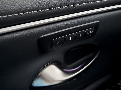 Used 2024 Lexus ES 300h 300h image 26