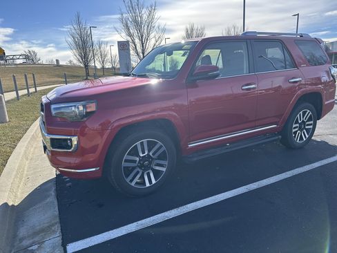 Used 2023 Toyota Tundra Limited image 9