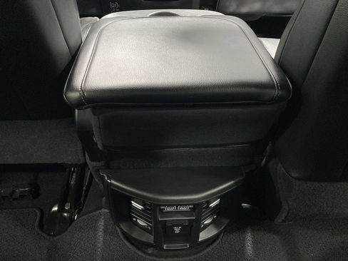 Used 2022 RAM 2500 Laramie AWD/4WD image 20