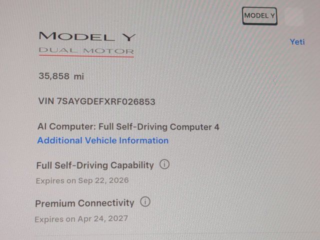 Used 2024 Tesla Model Y Performance AWD/4WD image 31