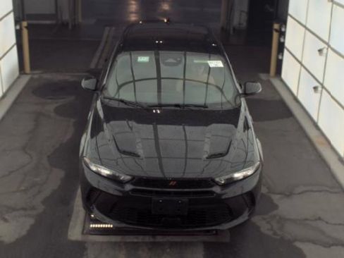Used 2024 Dodge Hornet R/T AWD/4WD image 2