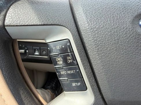 Used 2011 Ford Fusion SE w/ 201A Rapid Spec Order Code FWD image 20