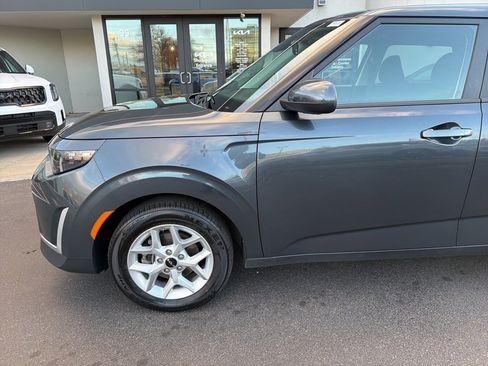 Certified 2024 Kia Soul LX w/ Option Group 015 image 11