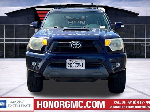 Used 2012 Toyota Tacoma PreRunner w/ TRD Sport Pkg RWD image 2