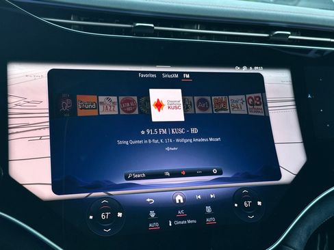 Certified 2023 Mercedes-Benz EQS 580 4MATIC Sedan image 33