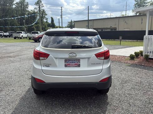 Used 2013 Hyundai Tucson GL FWD image 6