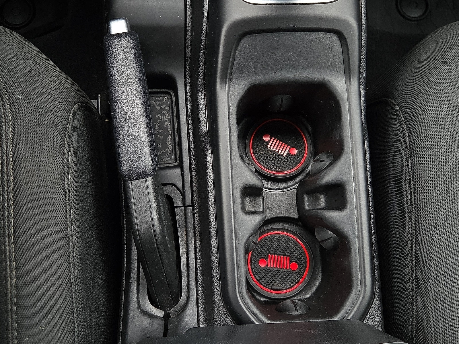Used 2019 Jeep Wrangler Unlimited Sahara w/ Safety Group AWD/4WD image 19