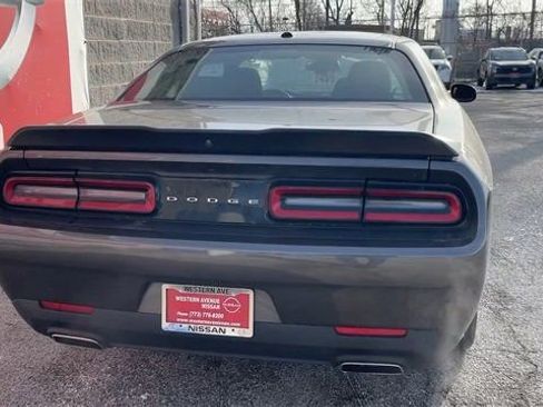 Used 2023 Dodge Challenger SXT image 5