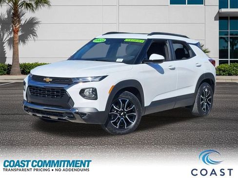 Used 2023 Chevrolet TrailBlazer ACTIV w/ Sun and Liftgate Package FWD image 1