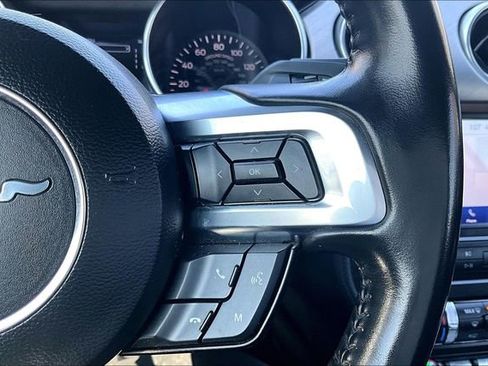 Used 2022 Ford Mustang Premium image 11