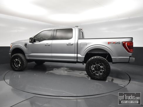 Used 2022 Ford F150 XLT w/ Equipment Group 302A High AWD/4WD image 3