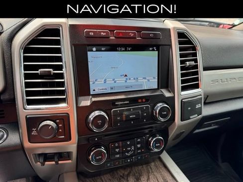 Used 2017 Ford F250 Lariat w/ Lariat Ultimate Package AWD/4WD image 22
