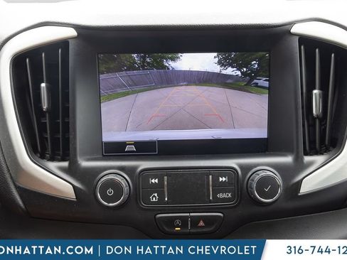 Used 2023 GMC Terrain SLT FWD image 8