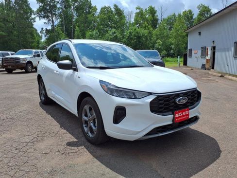 Used 2023 Ford Escape ST-Line image 8