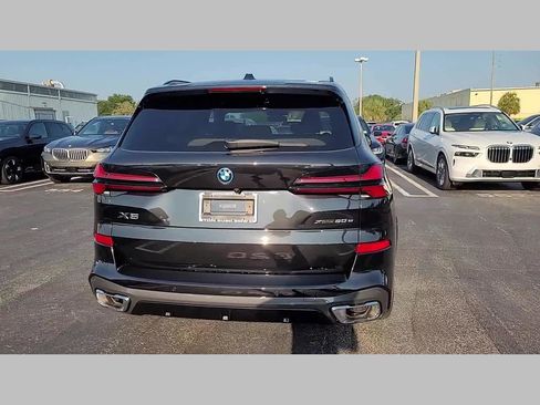 New 2026 BMW X5 xDrive50e w/ M Sport Package image 17