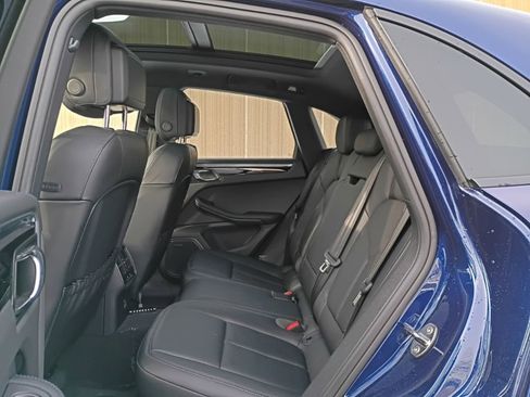 Certified 2026 Porsche Macan image 15