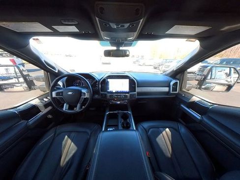 Used 2022 Ford F250 Platinum w/ Tremor Off-Road Package image 30