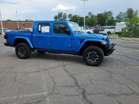 Used 2022 Jeep Gladiator Rubicon w/ LED Lighting Group AWD/4WD image 17