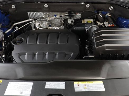 Used 2025 Volkswagen Atlas Cross Sport SEL R-Line image 22